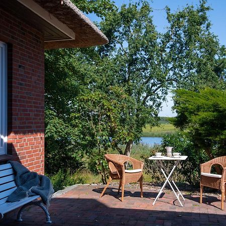 Reetdachhaus Eiderblick Villa Breiholz ภายนอก รูปภาพ