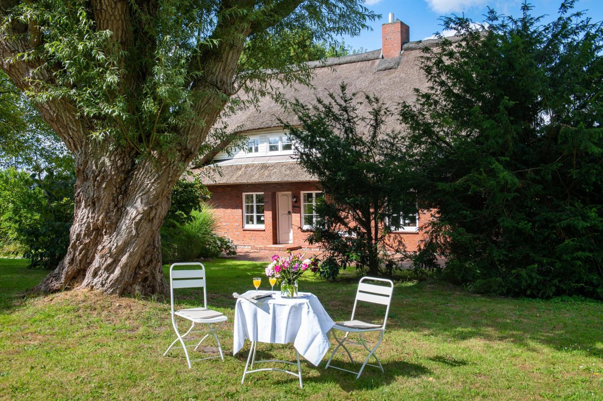 Reetdachhaus Eiderblick Villa Breiholz ภายนอก รูปภาพ