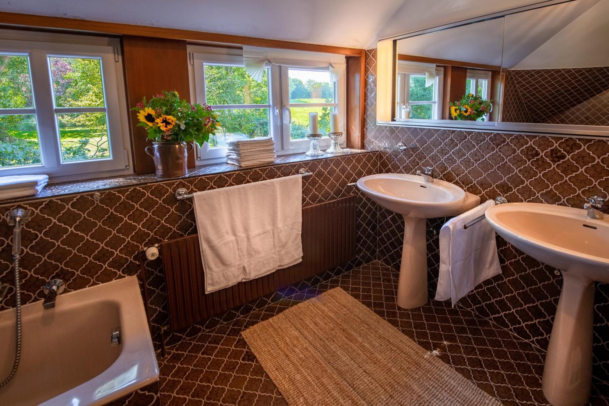 Reetdachhaus Eiderblick Villa Breiholz ภายนอก รูปภาพ